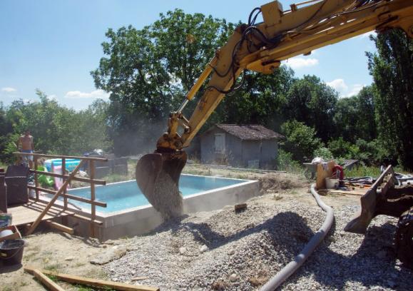 Terrassement création piscine